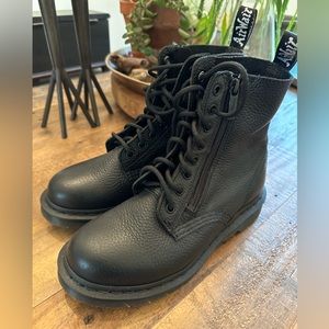 1460 Black Boot with Custom Laces - Dr. Martens